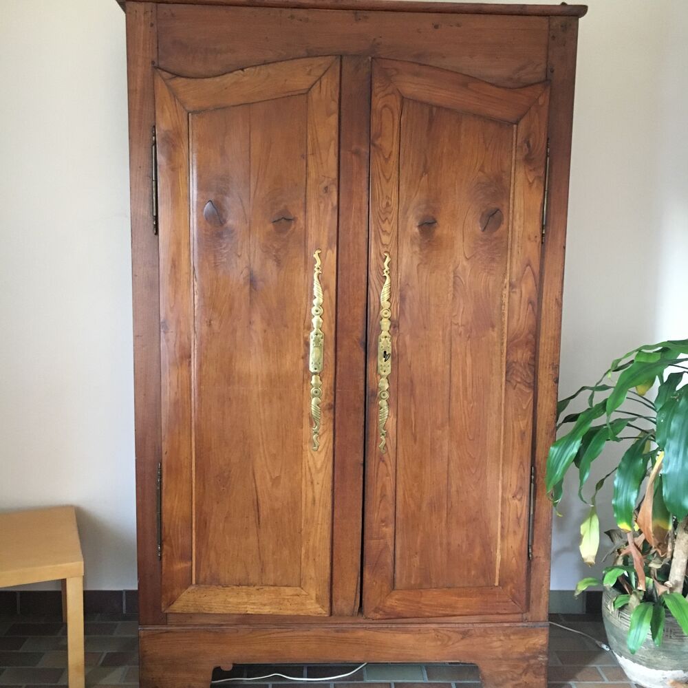 armoire 19em si&egrave;cle Meubles