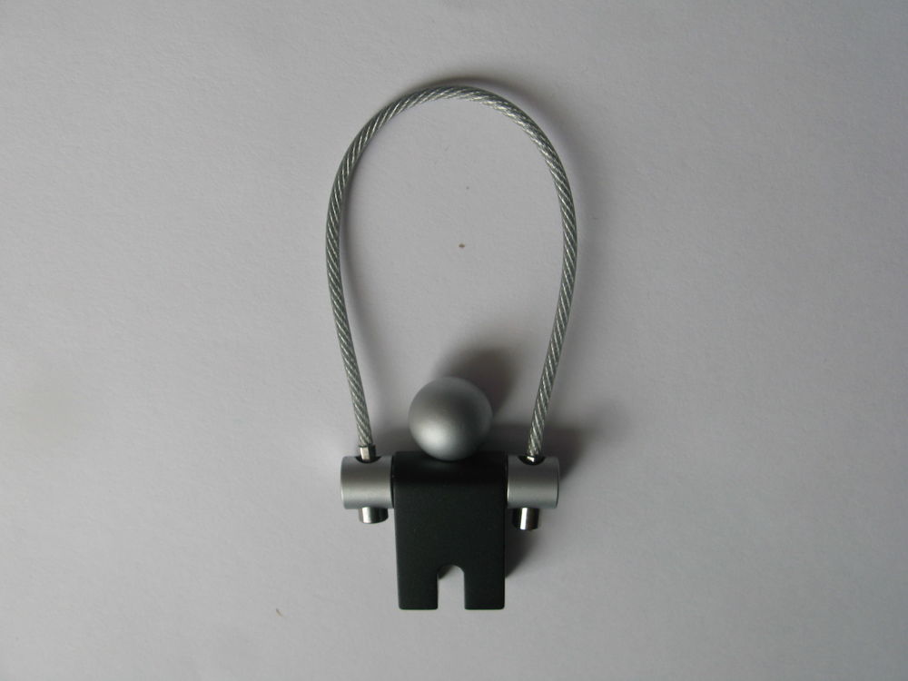 lot de 110 porte cl&eacute; troika mod&egrave;le jumper kyr71/bk neuf Bijoux et montres