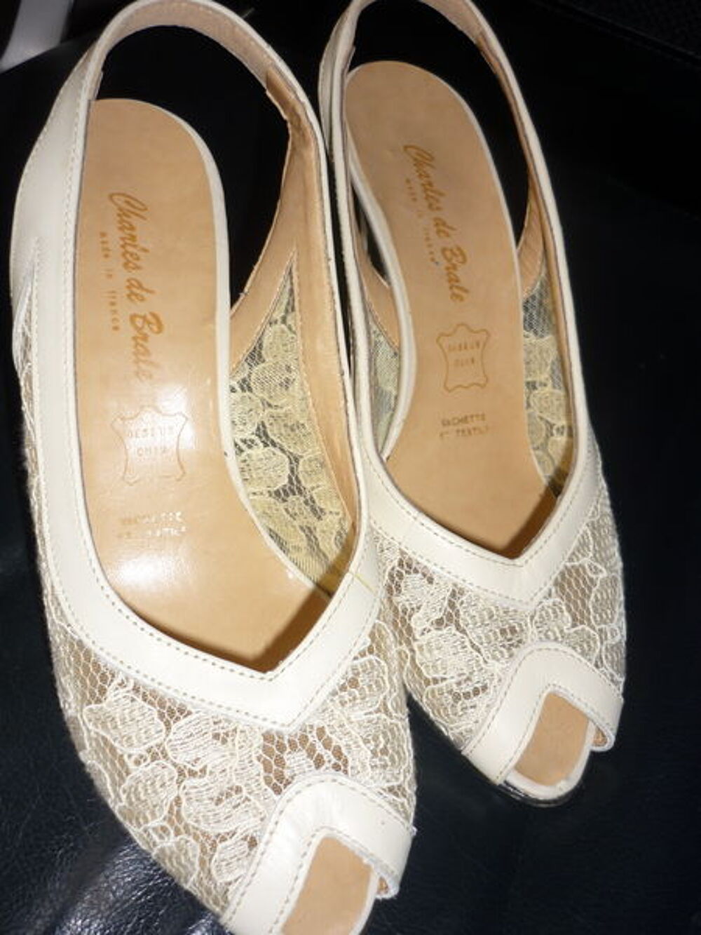 scarpin beige en cuir avec dentelle Chaussures