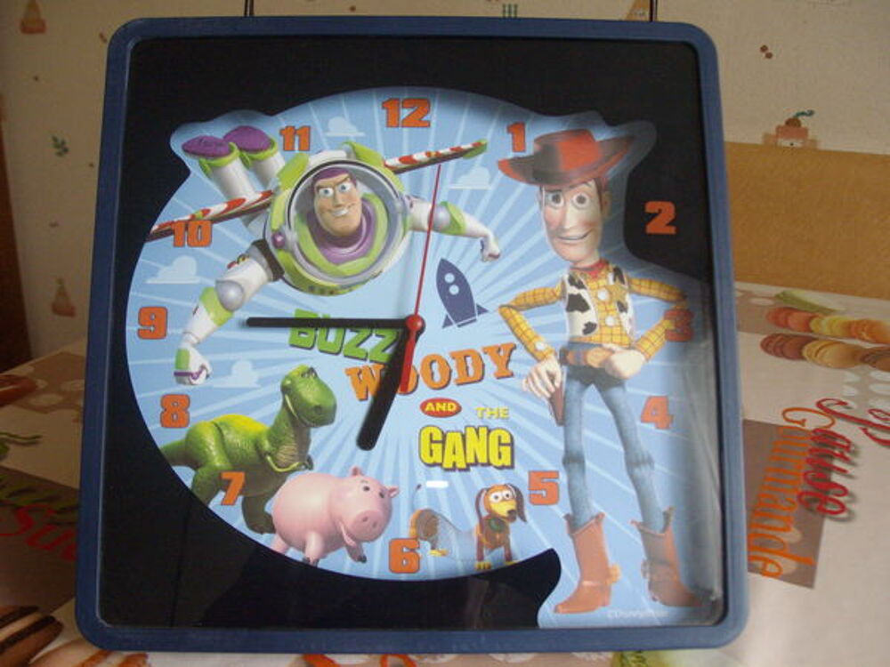 pendule toy story Jeux / jouets