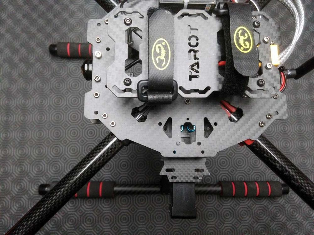 Drone FPV Quad Carbone Taille 600 Photos/Video/TV