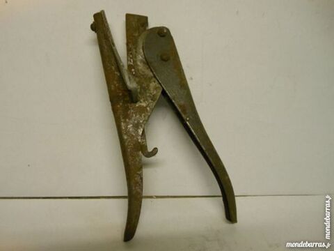 pince pour moulure electrique en bois 5 Grzieu-la-Varenne (69)