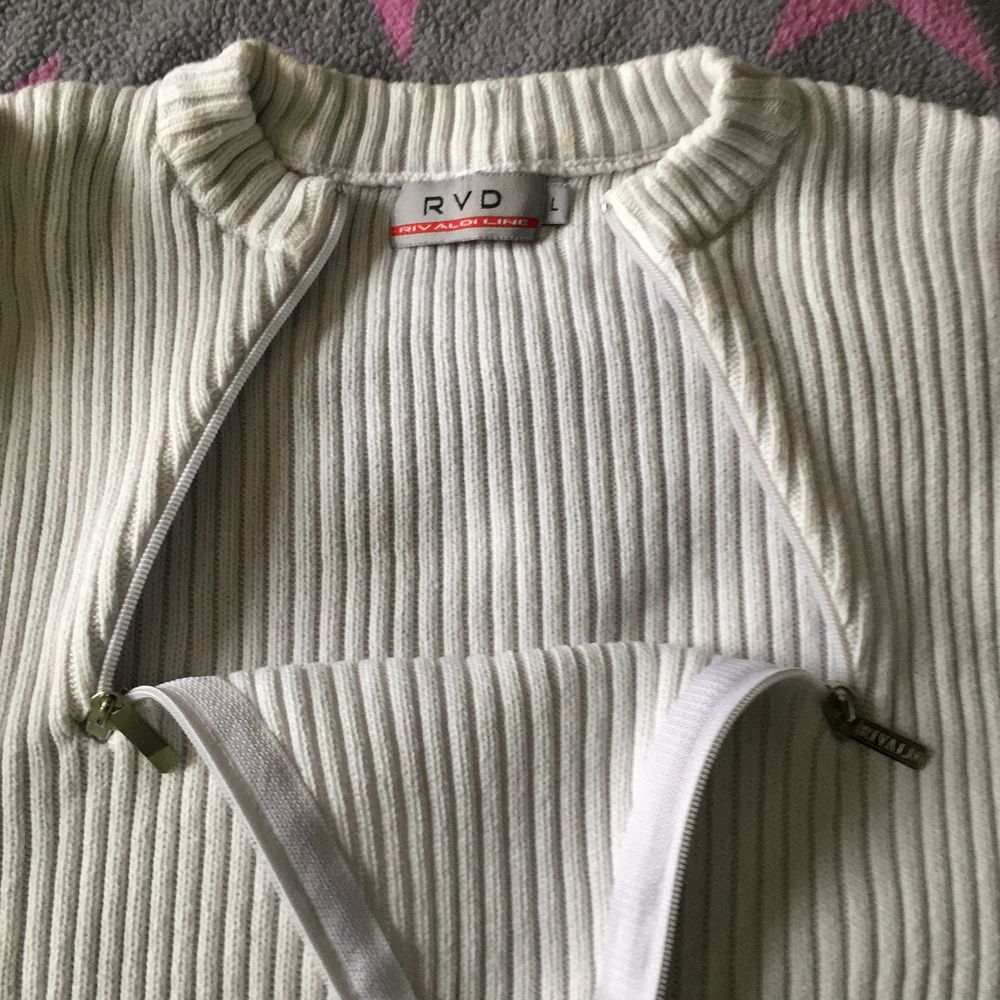 PULL COTELE BEIGE TRES CLAIR RIVALDI T. L Vêtements
