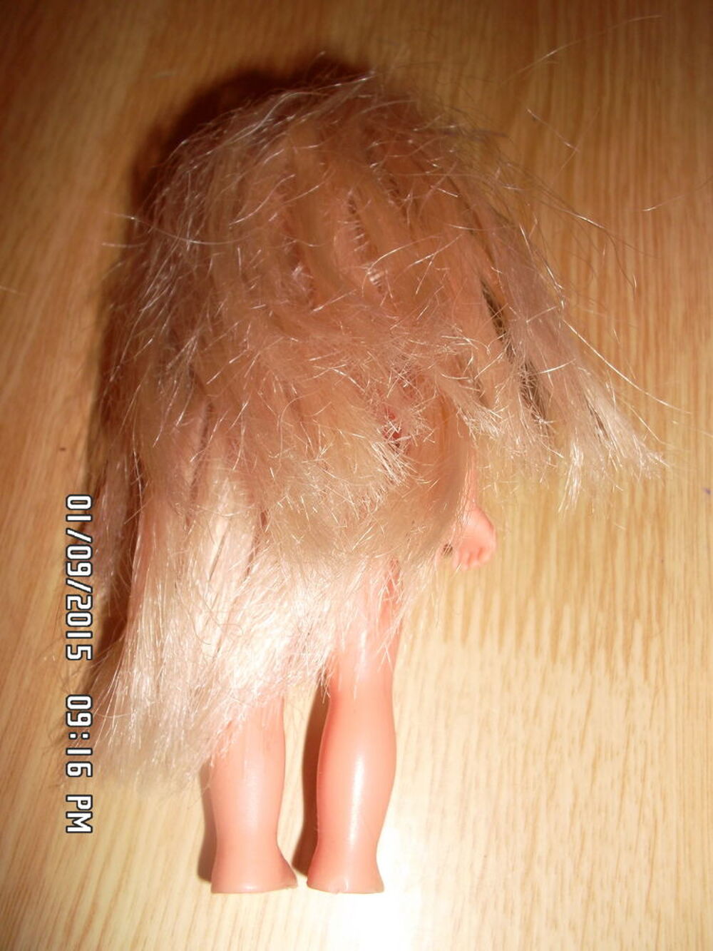 PETITE POUPEE*JUSTE 0.50 CTS*KIKI60230 Jeux / jouets