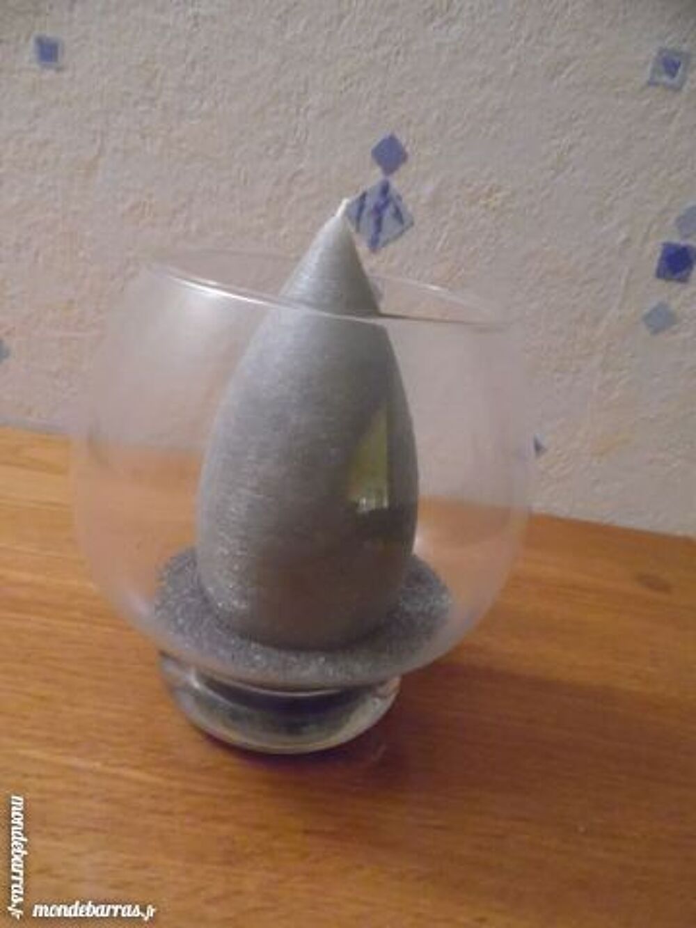 vase avec sable et bougie Dcoration
