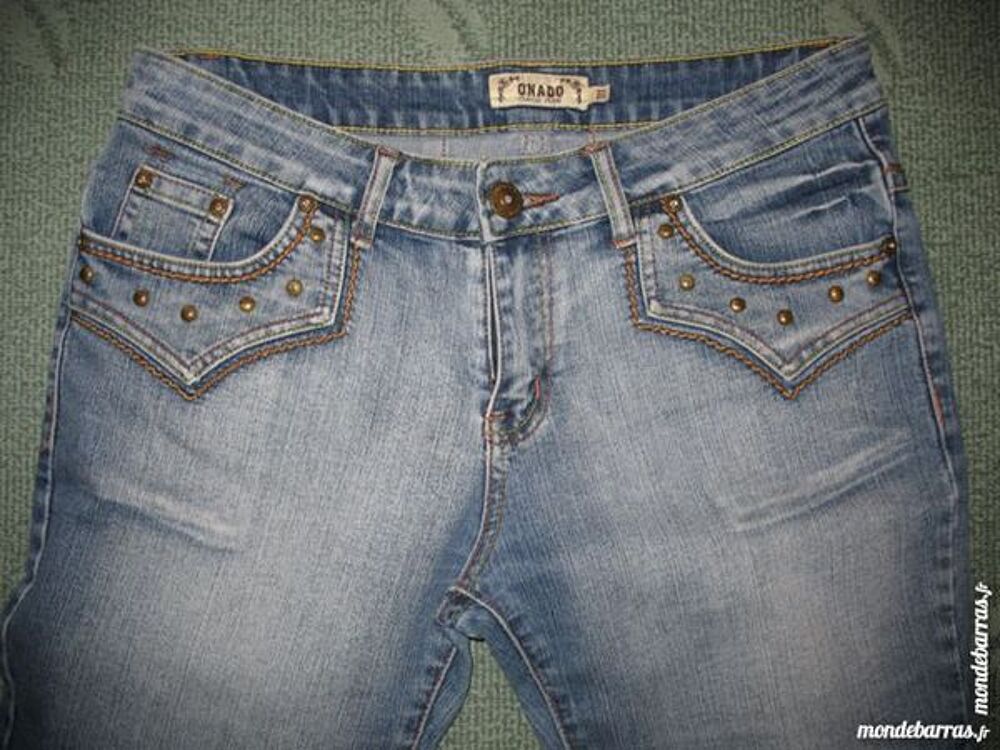Corsaire en jean clout&eacute; ONADO - T42 Vêtements