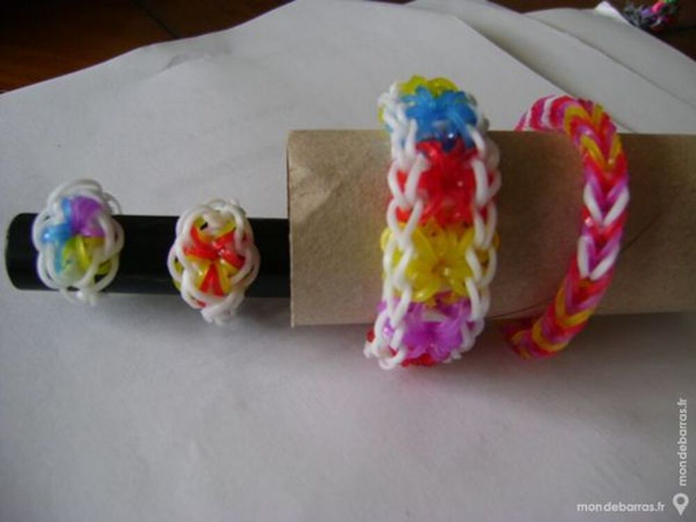 Bracelets en couleur Bijoux et montres