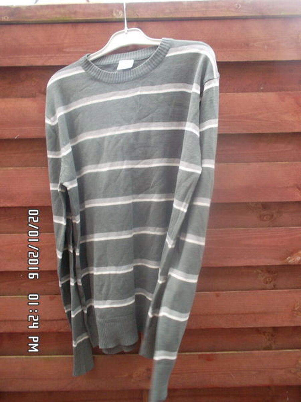 PULL GRIS ET BLANC*JUSTE 2E*KIKI60230 Vêtements