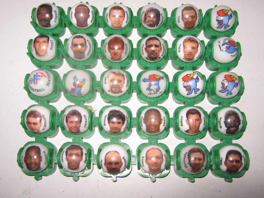 22 joueurs equipe de france foot champion du monde 