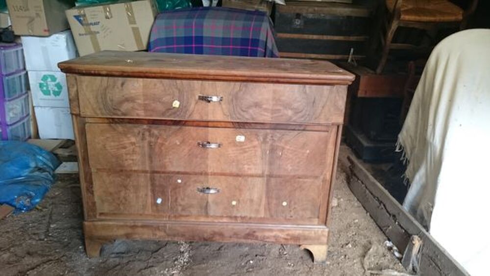 Meuble t&eacute;l&eacute;, commode Meubles