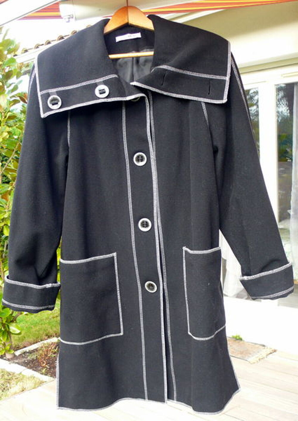 MANTEAU NOIR 75% LAINE MARQUE CHRISTINE LAURE Vtements