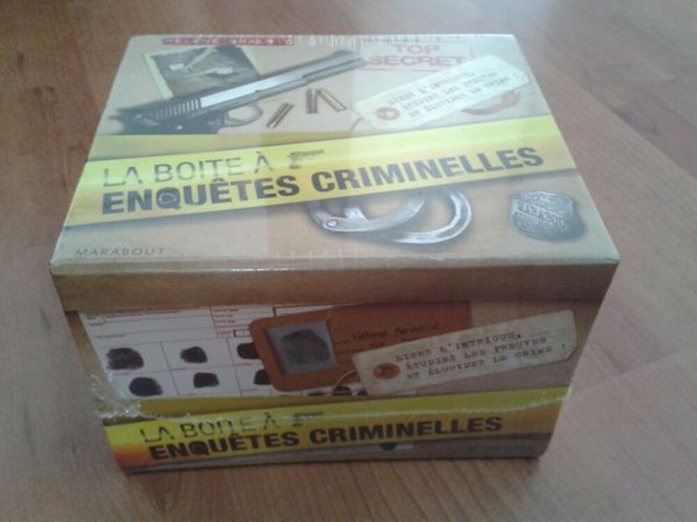 Jeux de soci&eacute;t&eacute; LA BOITE A ENQUETES CRIMINELLES Jeux / jouets