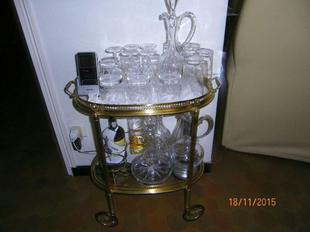 DESSERTE VERRE / LAITON Meubles