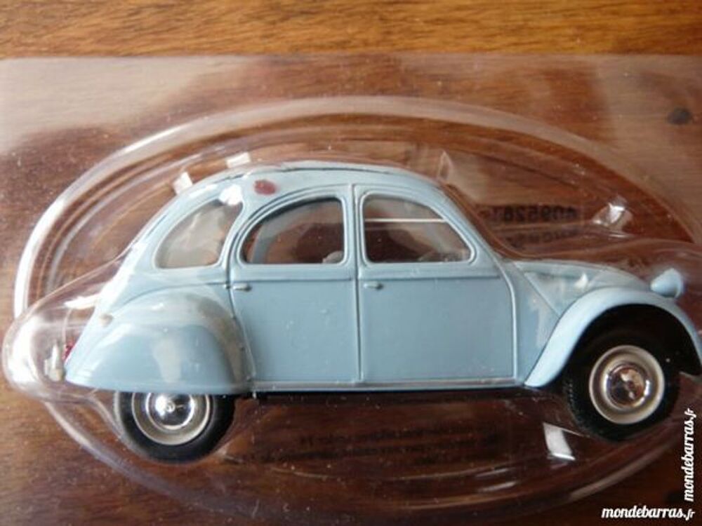 3 MODELES DE 2 CV NOREV Jeux / jouets