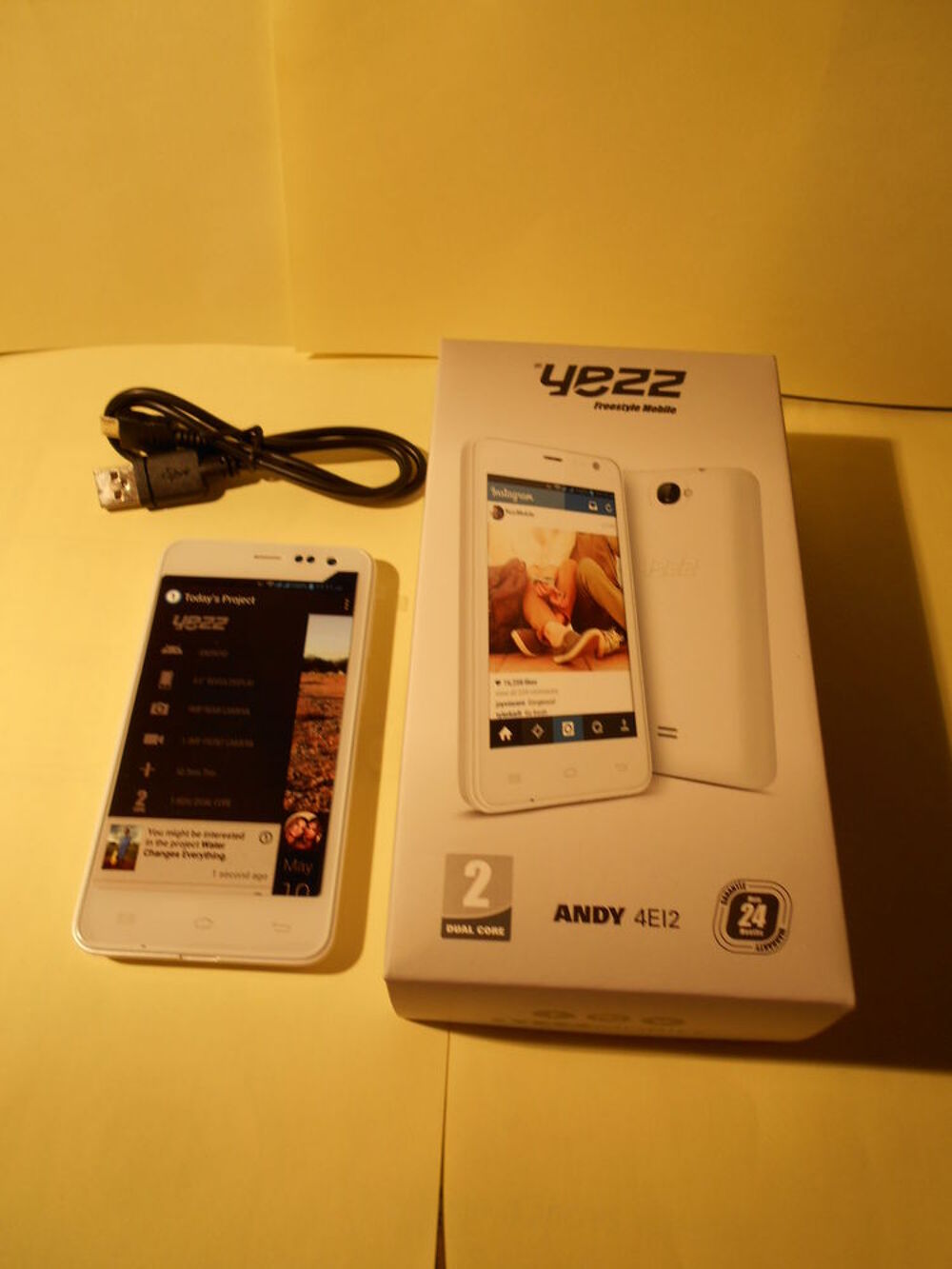 SMARTPHONE 4'' " Yezz " Andy Téléphones et tablettes