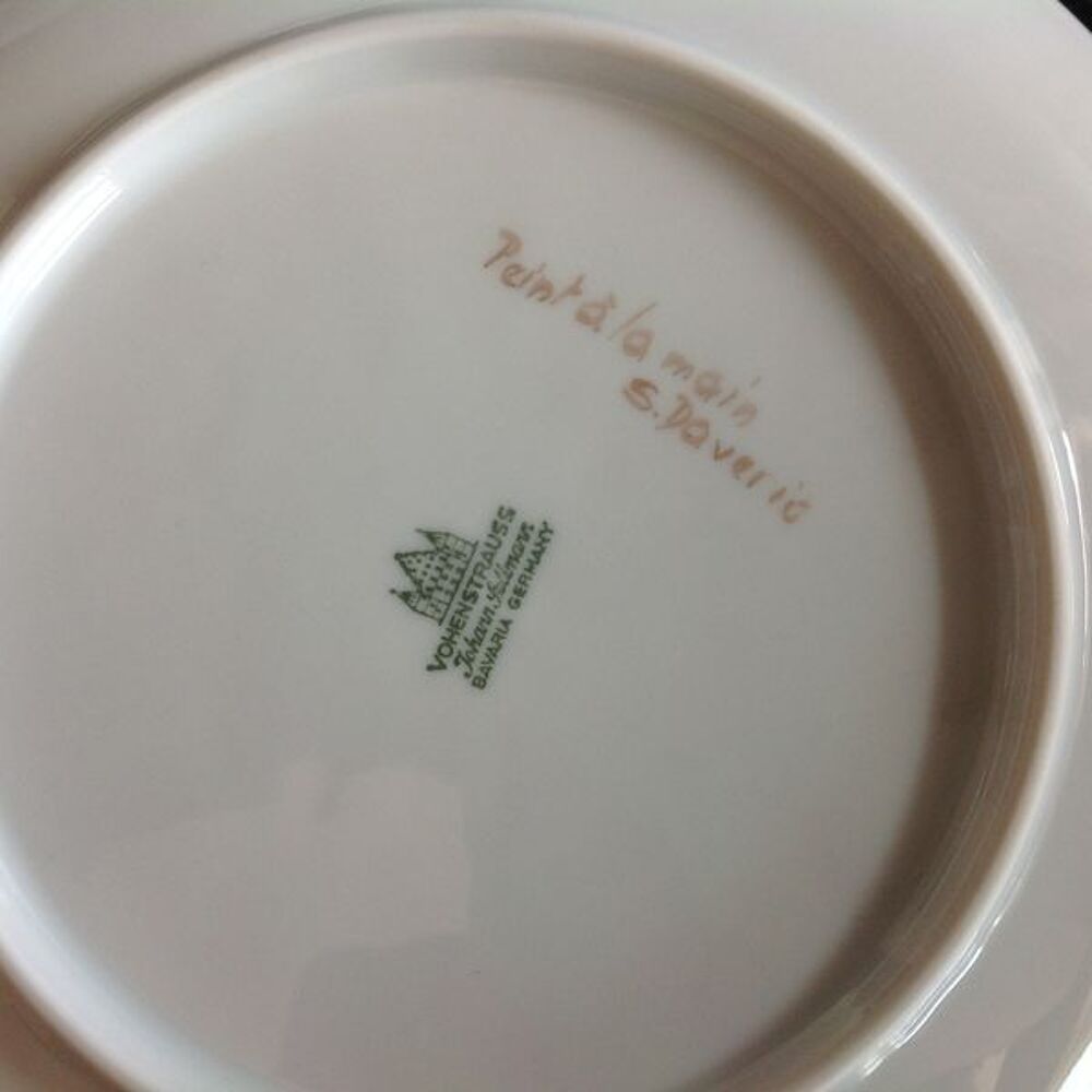 7 assiettes d&eacute;cor peint &agrave; la main Cuisine