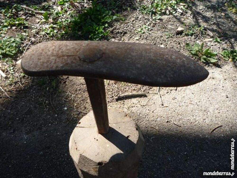 Enclume de cordonnier sur pieds Bricolage