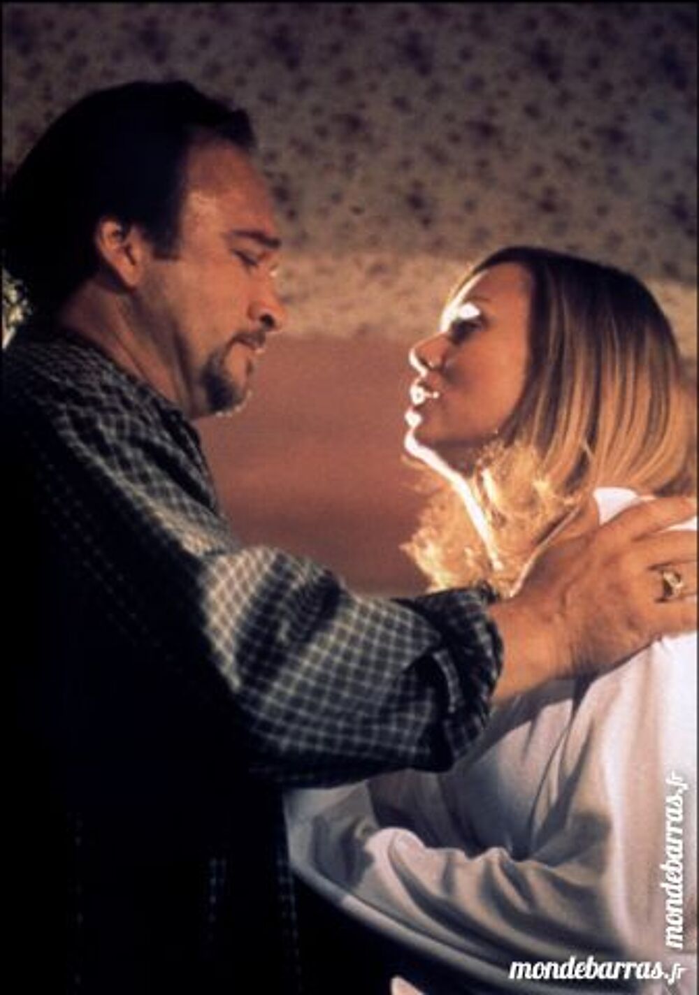 K7 Vhs: Fausse donne (357) DVD et blu-ray