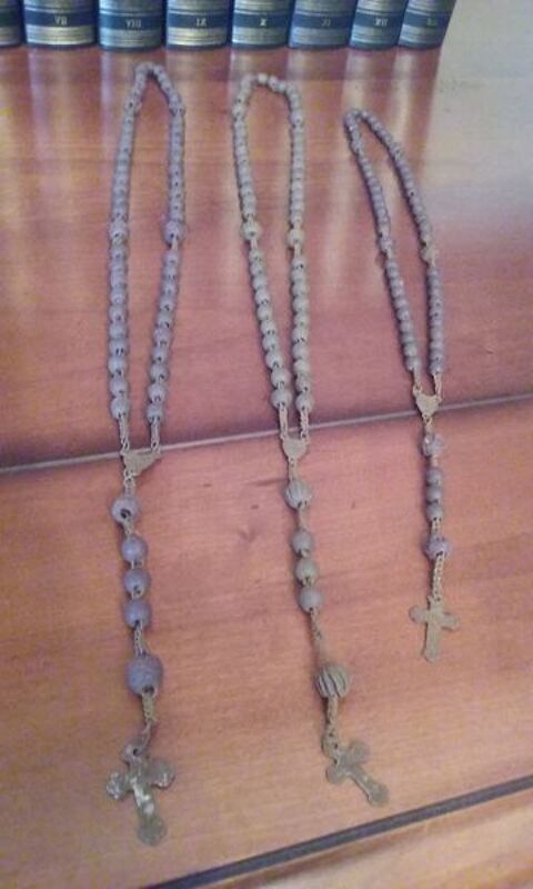 3 chapelets en bois 10 Lésigny (77)