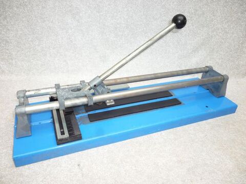 Coupe carreaux 32 cm 30 Cagnes-sur-Mer (06)