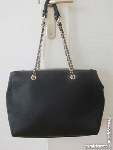 Sac LANCASTER en cuir noir 110 Le Chesnay (78)