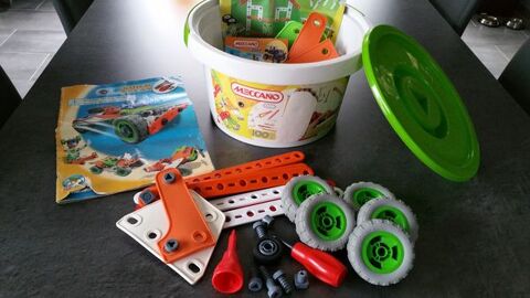 jeux de MECANO 15 Ambrires-les-Valles (53)