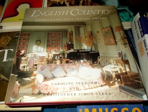 beau livre de d�co maisons et jardins anglais 30 Monflanquin (47)