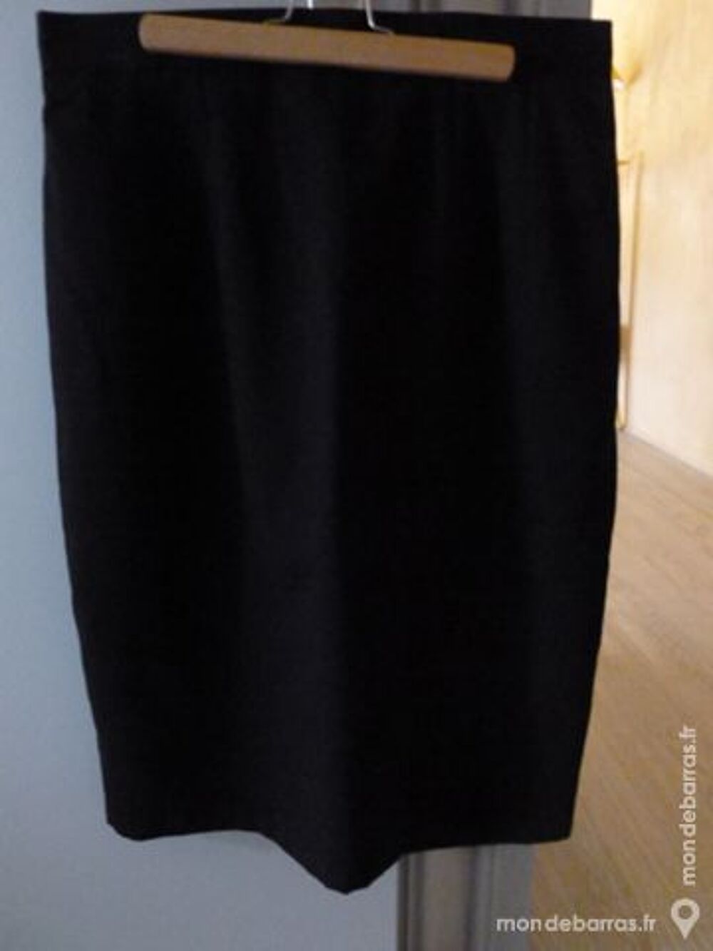 Jupe droite noire Vêtements