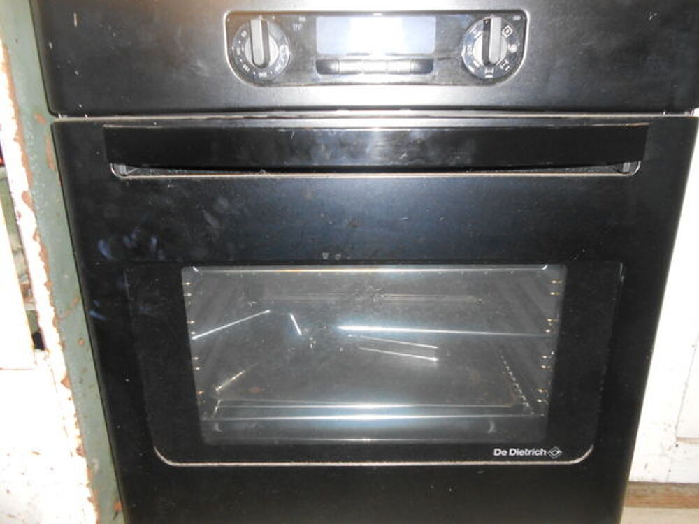 vends four encastrable multifonction Electroménager