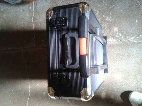 valise outillage 0 Caulnes (22)