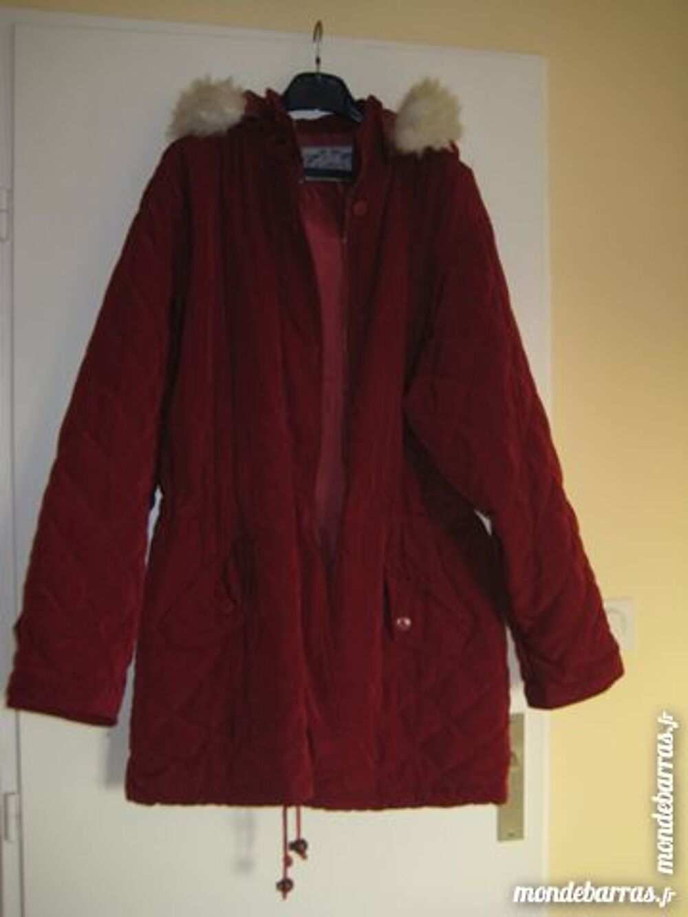 manteau rouge taille M Vêtements