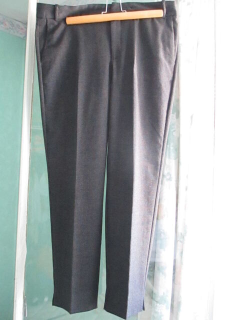 Pantalon 7/8 Zara T42 gris  18 Alfortville (94)