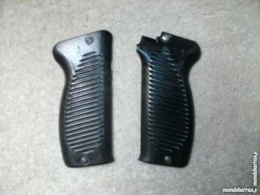 Police Gendarmerie - plaquettes de crosse Mac 50 
