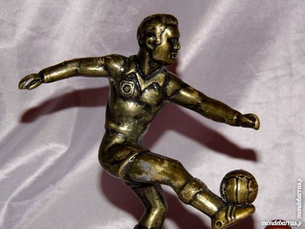 STATUE REGULE FOOTBALLEUR FOOTBALL VINTAGE Décoration