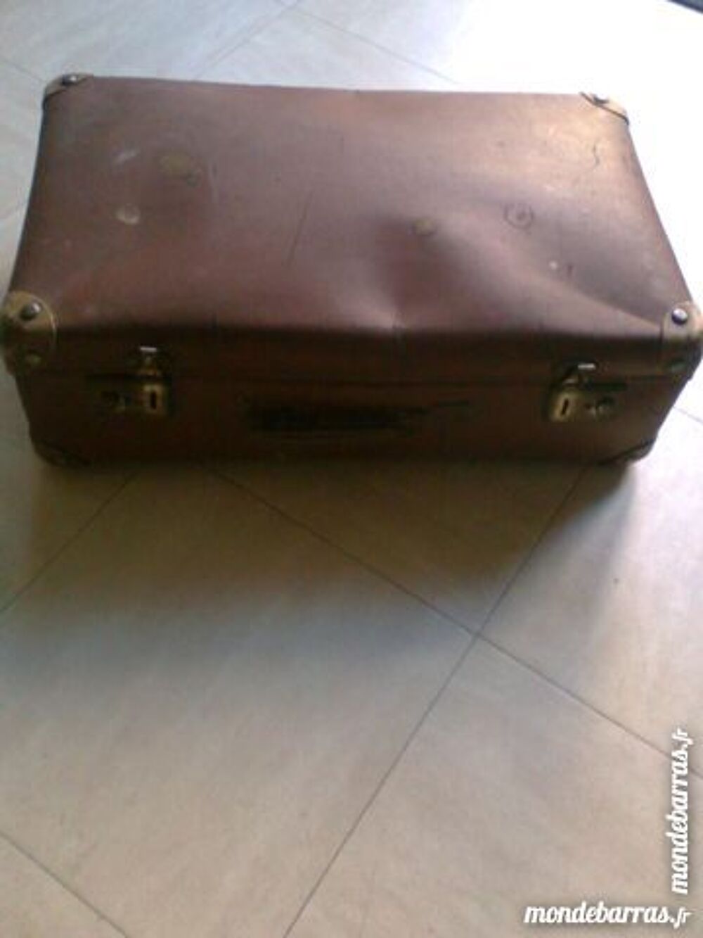 VALISE ancienne en carton - zoe Maroquinerie