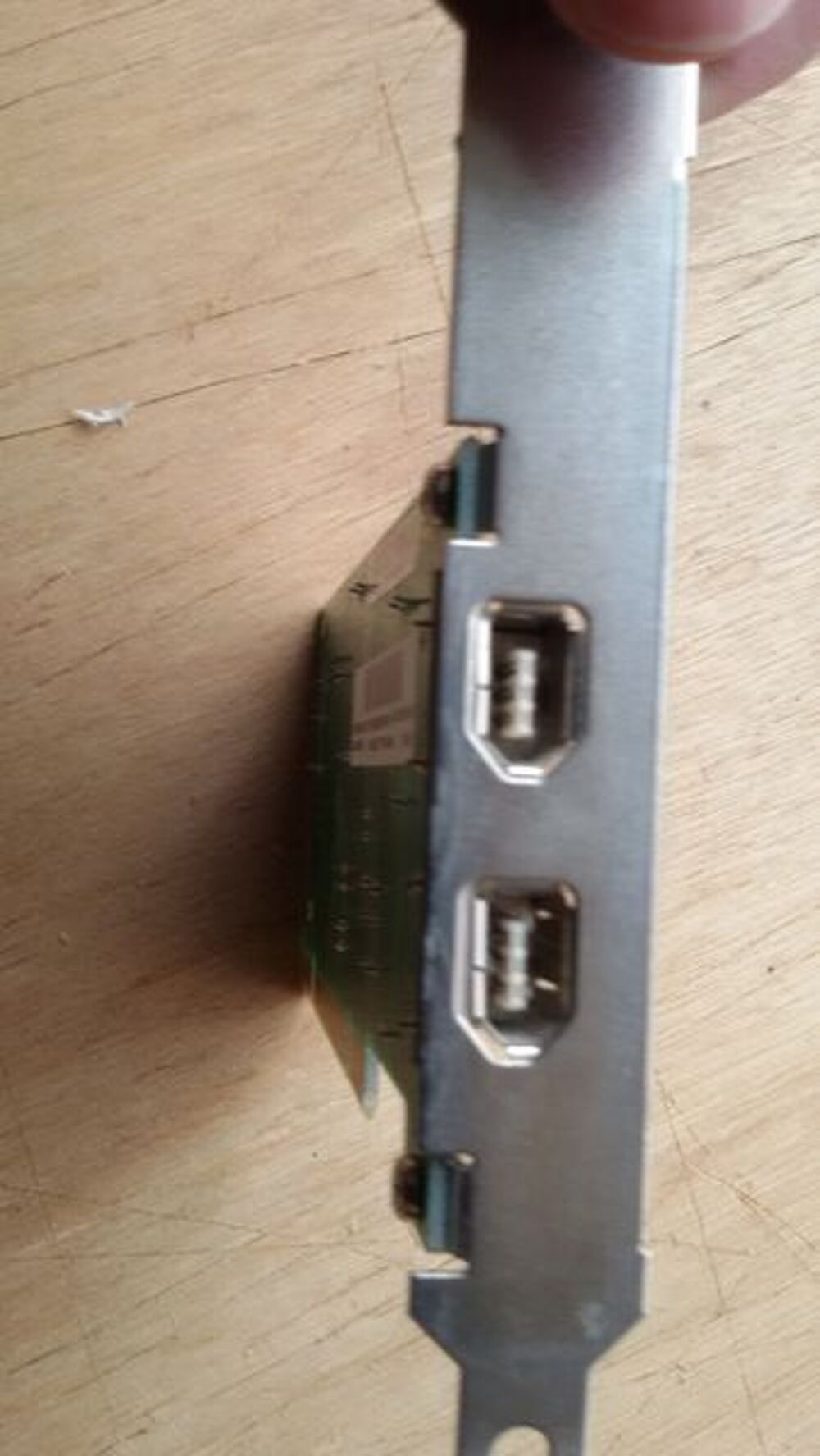 Carte IEEEE 1394 Mat�riel informatique