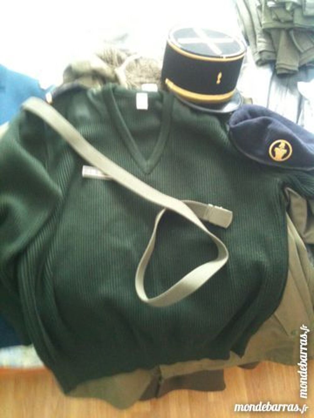 v&ecirc;tements et articles militaire Vêtements