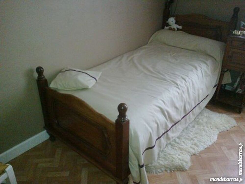 CHAMBRE A COUCHER C&eacute;libataire Meubles