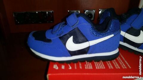 nike neuf taille 26 25 Herblay (95)