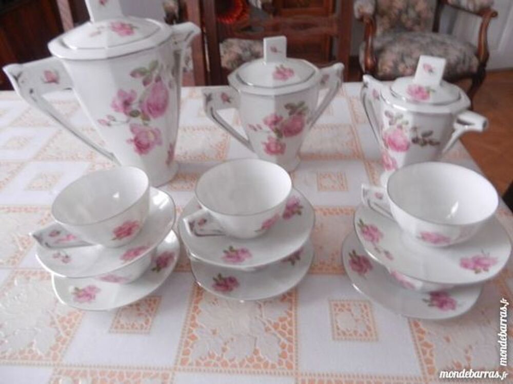 service &agrave; caf&eacute; Cuisine
