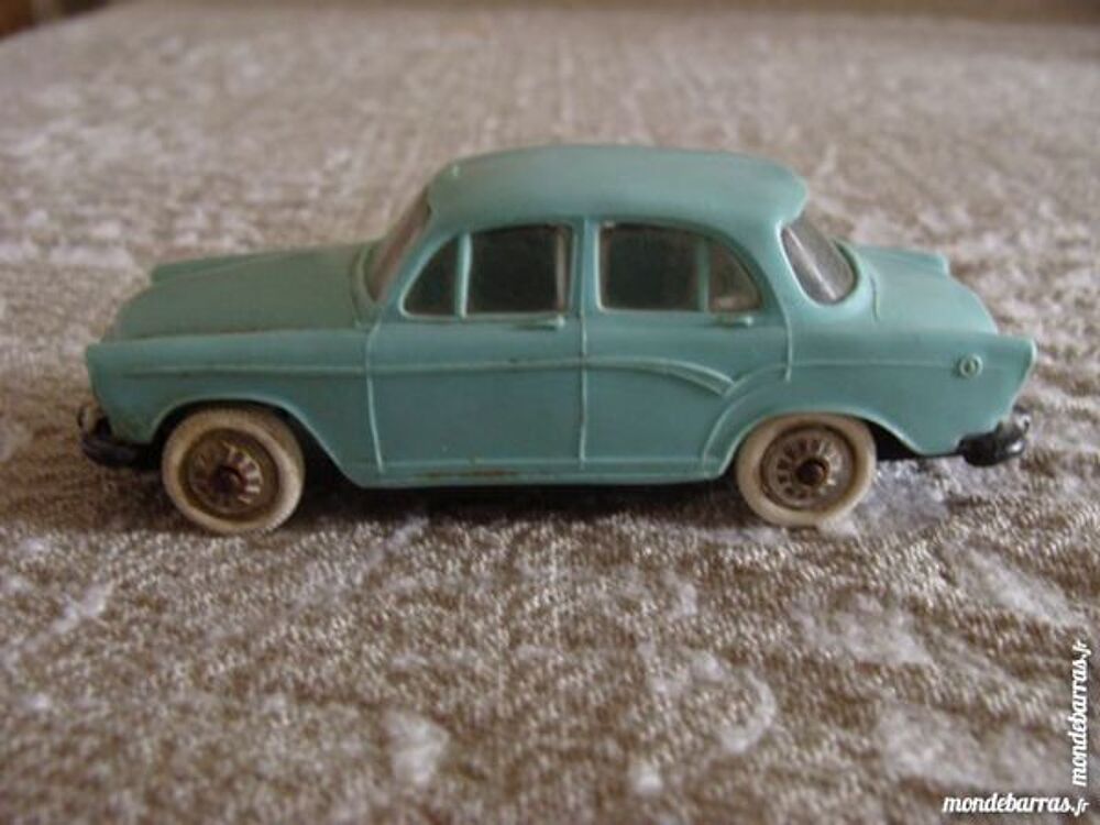 miniature SIMCA ARONDE P60 NOREV 