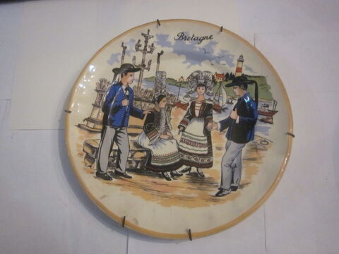 assiette  BRETAGNE  calvaire phare bretons bretonnes costume 5 Brest (29)