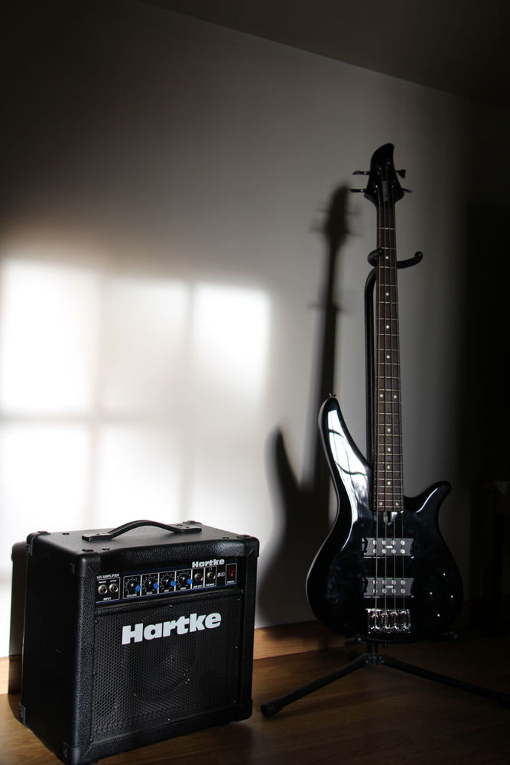 Basse Yamaha RBX 374 + Ampli Hartke Instruments de musique