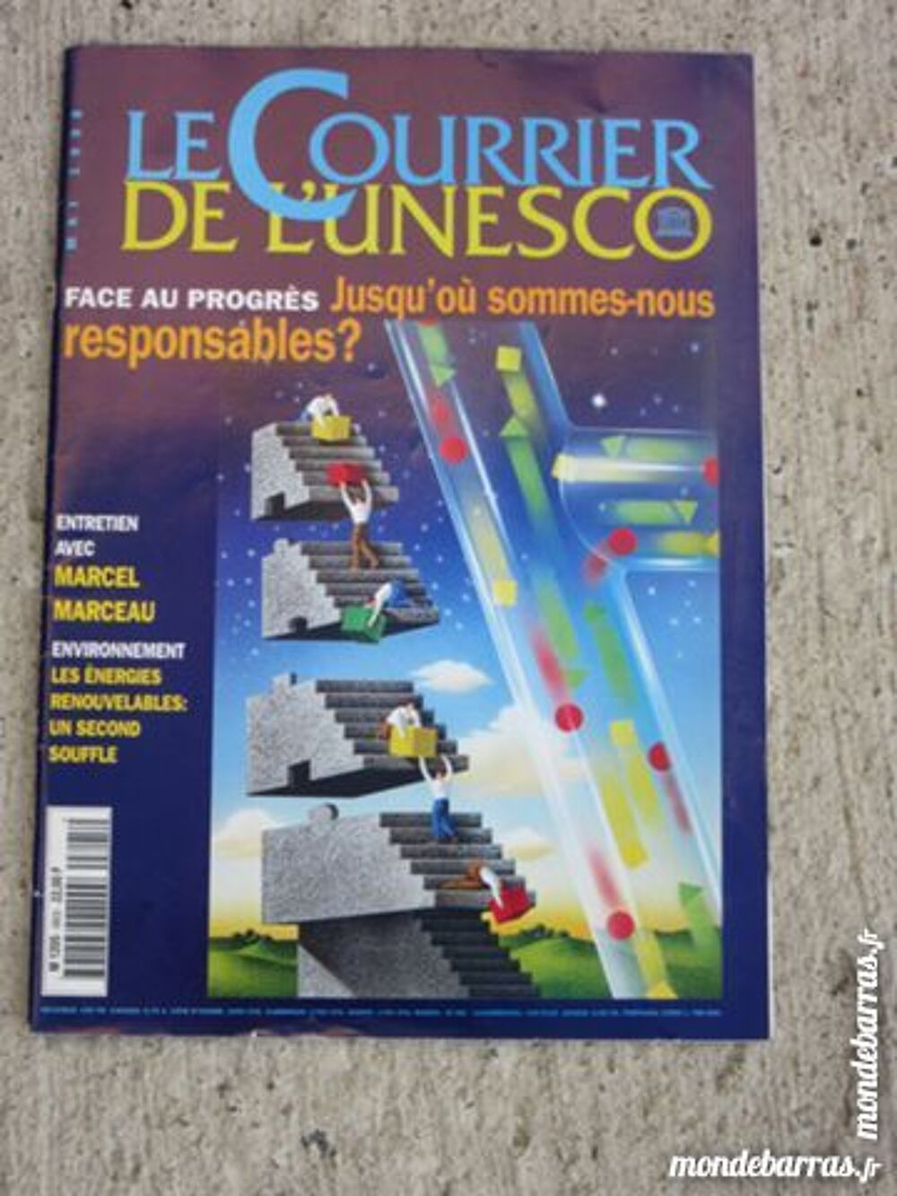 Journaux le courrier de l'unesco Livres et BD