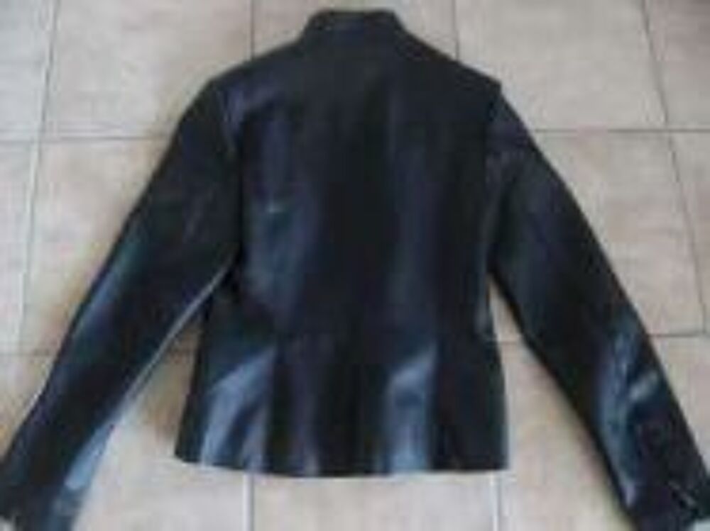 Veste /blouson de femme - design graphic Vêtements