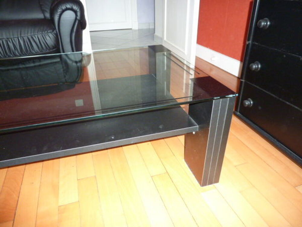 table de salon en verre Meubles