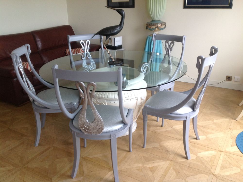Table et 6 chaises Meubles