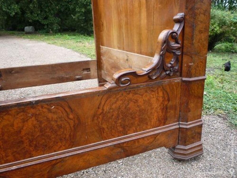 Bois de lit ancien ronce/loupe de noyer Meubles