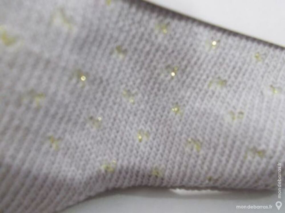 DEUX PAIRES CHAUSSETTES NEUVES L'ENFANT DO 15-18 Vtements enfants