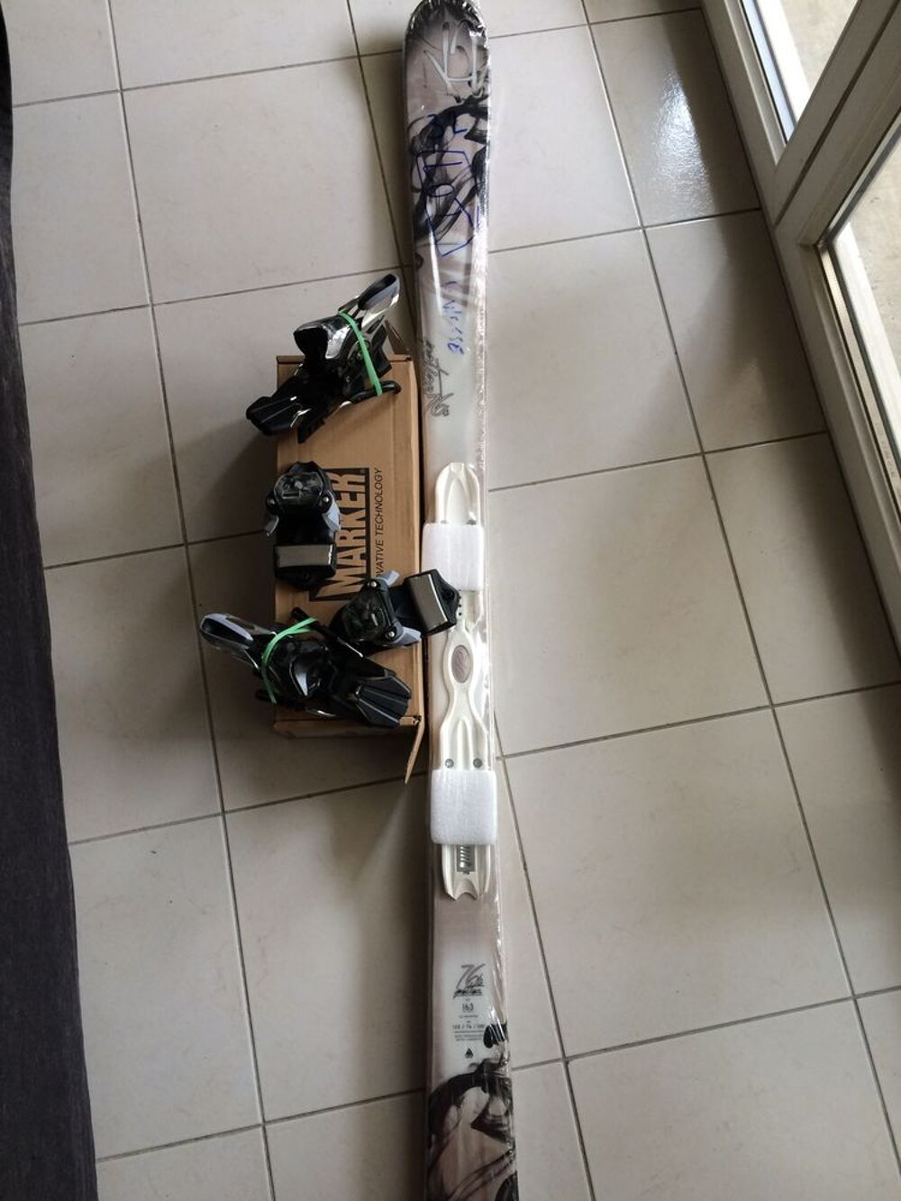 Ski k2 potion 76ti neuf sous emballage Sports